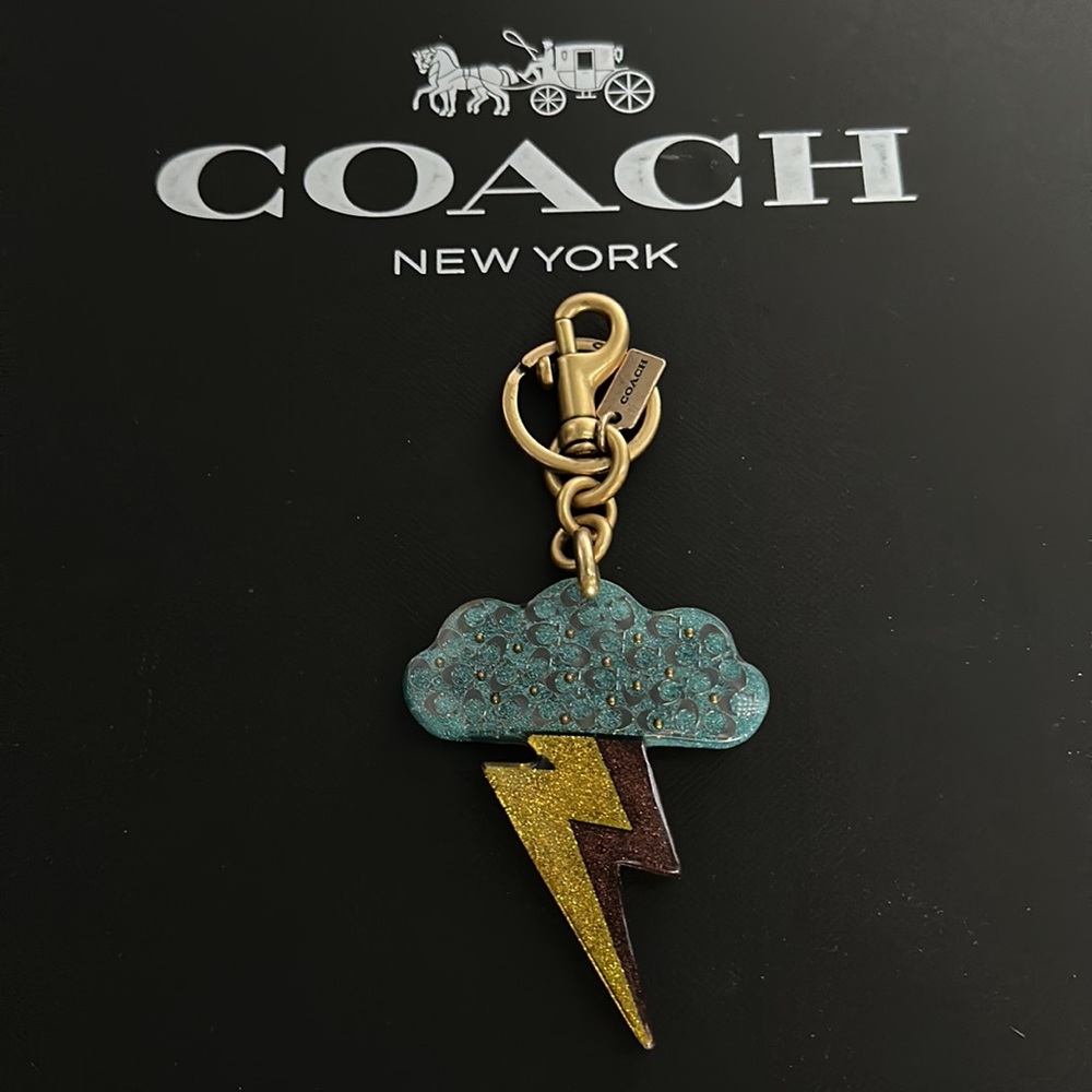 Coach Resin Glitter Cloud Lightning Bolt Keychain Key Fob Bag Charm Signature - Picture 9 of 14